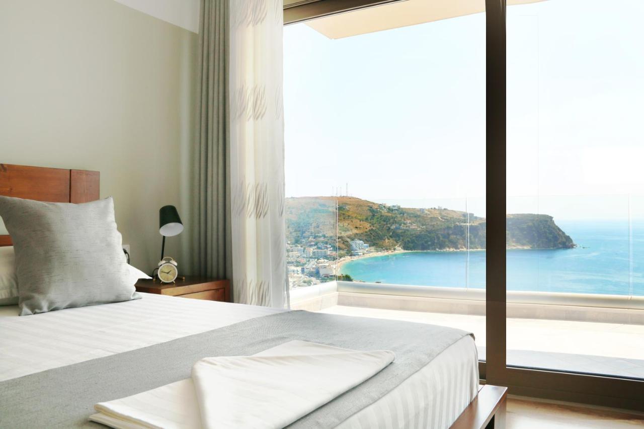 Vila 8 Hotel Himare Exterior photo